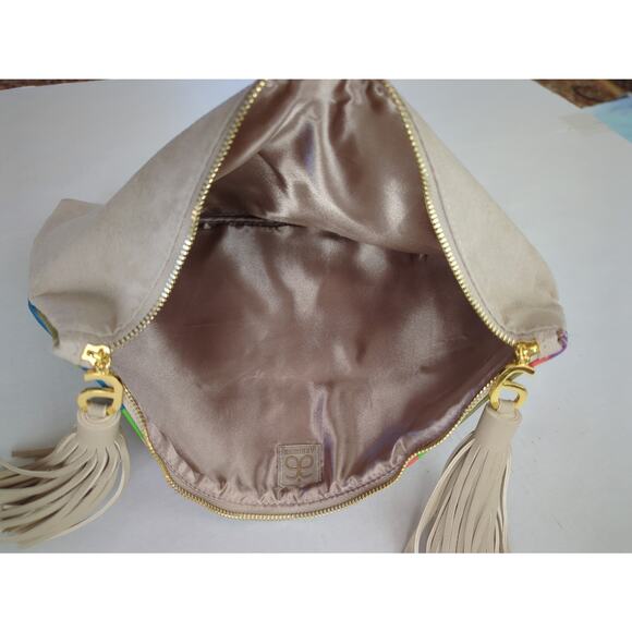 Arbonne Treasures of the Rainforest Zip Top Snap Foldover Clutch Colorful Groovy - Picture 6 of 7